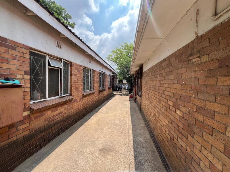 8 Bedroom Property for Sale in Germiston South Gauteng