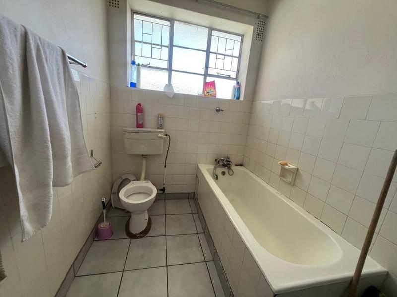 1 Bedroom Property for Sale in Lambton Gauteng