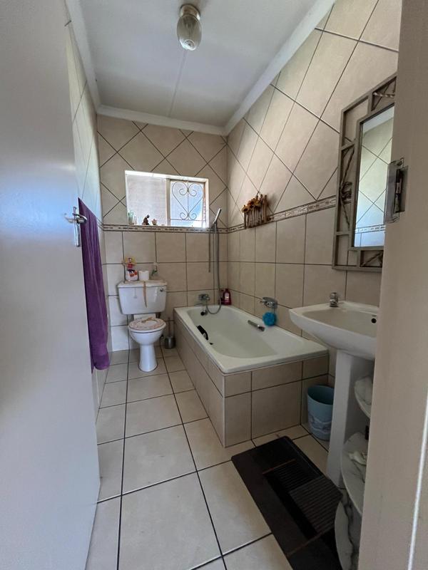3 Bedroom Property for Sale in Lambton Gauteng