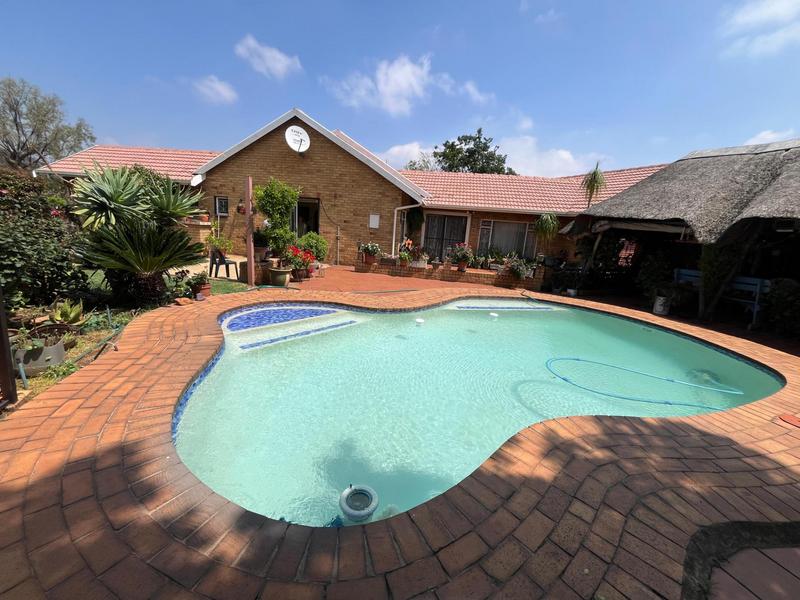 3 Bedroom Property for Sale in Lambton Gauteng
