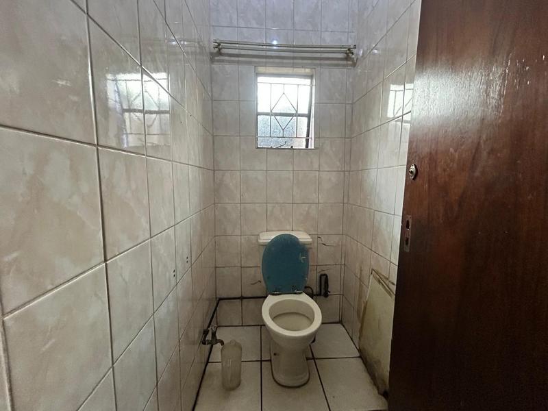 9 Bedroom Property for Sale in Actonville Gauteng