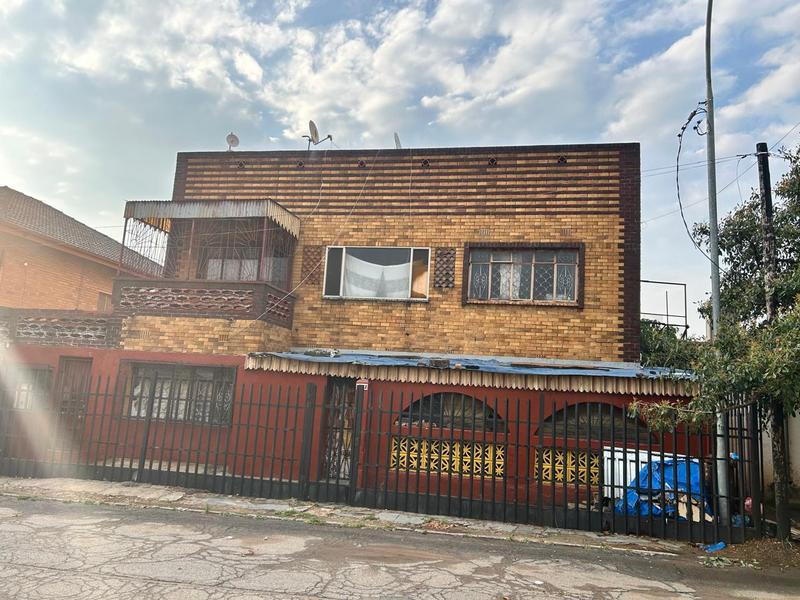 7 Bedroom Property for Sale in Actonville Gauteng