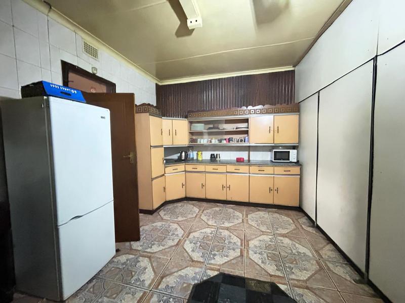 7 Bedroom Property for Sale in Actonville Gauteng