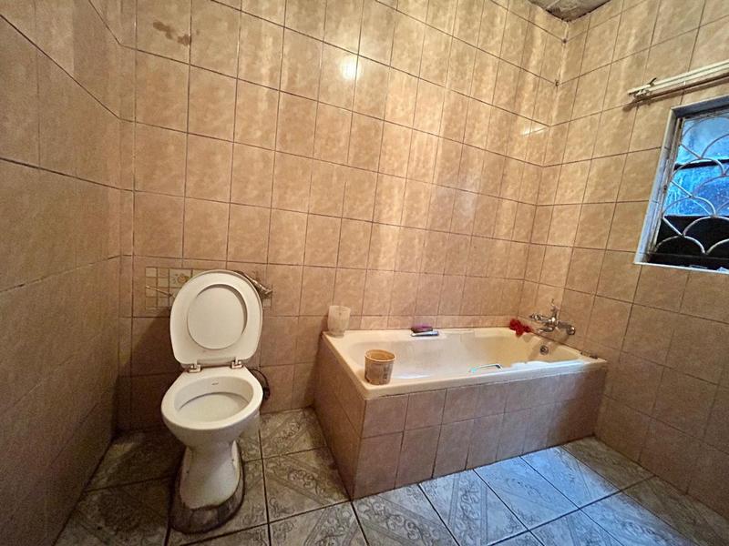 7 Bedroom Property for Sale in Actonville Gauteng