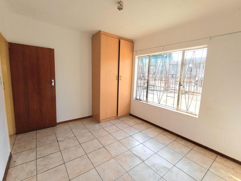 To Let 2 Bedroom Property for Rent in Laudium Gauteng