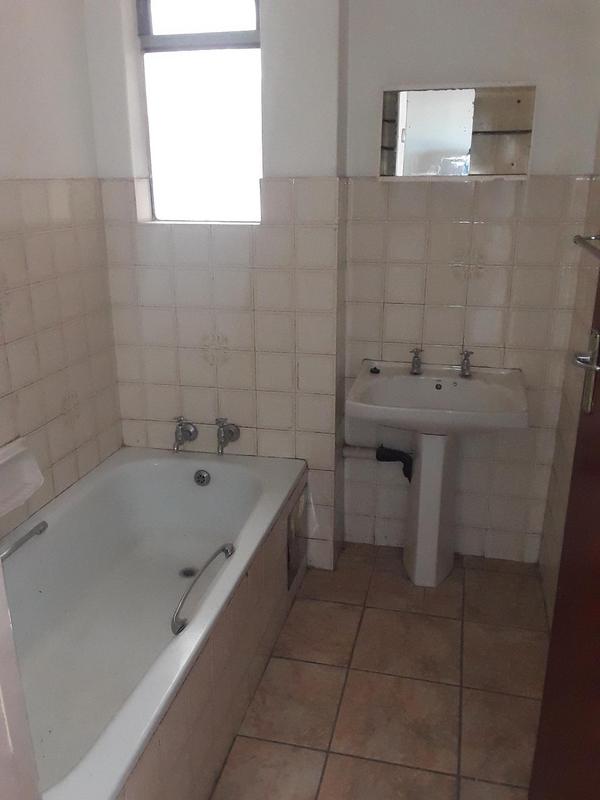 To Let 2 Bedroom Property for Rent in Claremont Gauteng