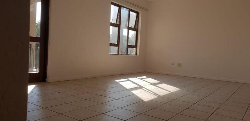 To Let 2 Bedroom Property for Rent in Pineslopes Gauteng