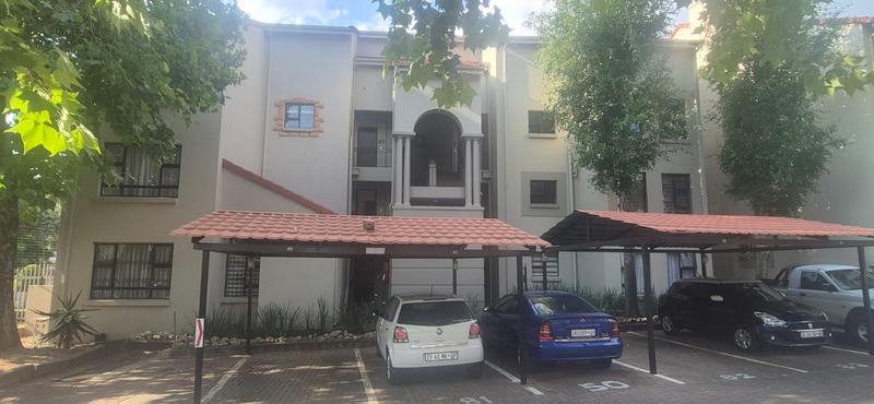 To Let 2 Bedroom Property for Rent in Pineslopes Gauteng