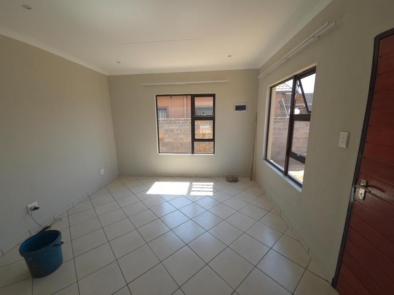 3 Bedroom Property for Sale in Windmill Park Gauteng