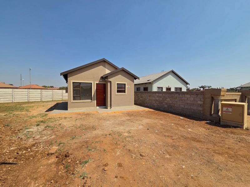 3 Bedroom Property for Sale in Buhle Park Gauteng