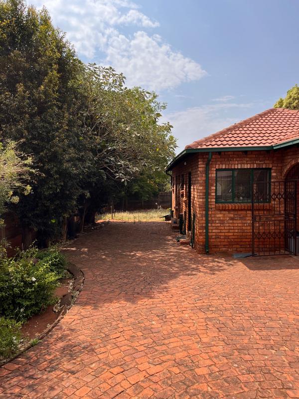 3 Bedroom Property for Sale in The Orchards Gauteng