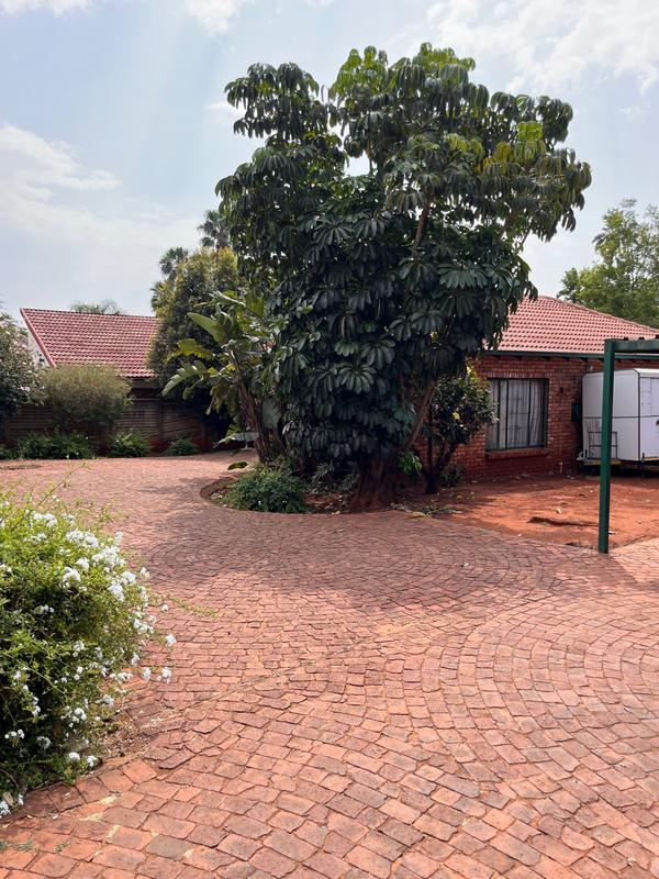 3 Bedroom Property for Sale in The Orchards Gauteng