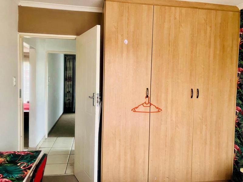 To Let 2 Bedroom Property for Rent in Castleview Gauteng