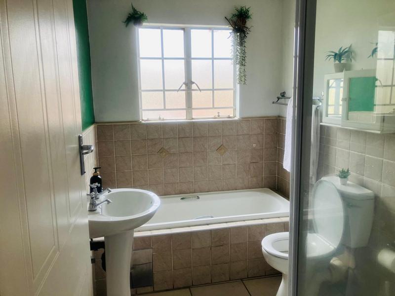 To Let 2 Bedroom Property for Rent in Castleview Gauteng