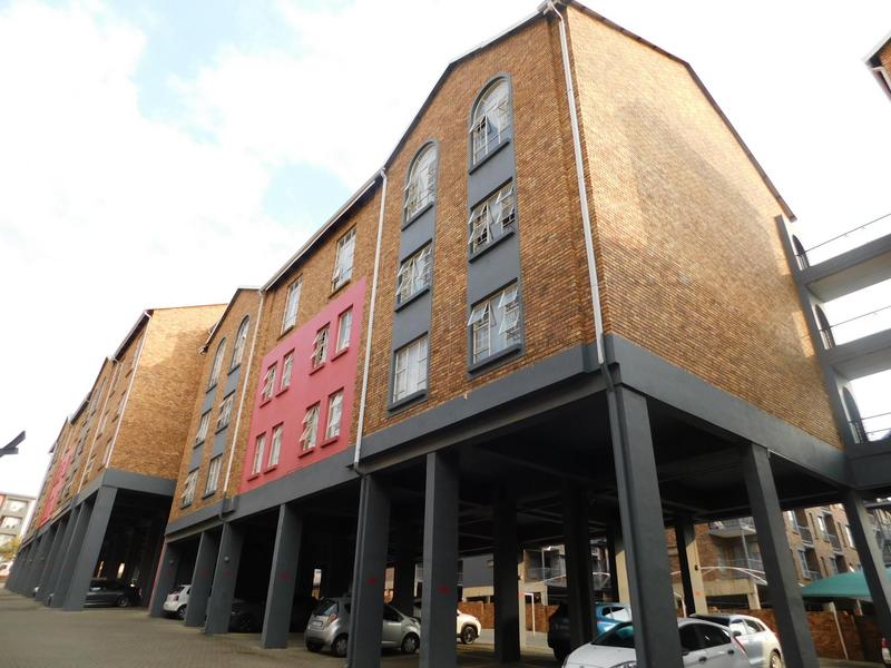 1 Bedroom Property for Sale in Grand Central Gauteng