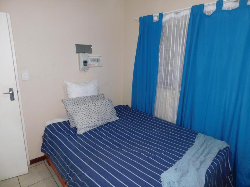 1 Bedroom Property for Sale in Grand Central Gauteng