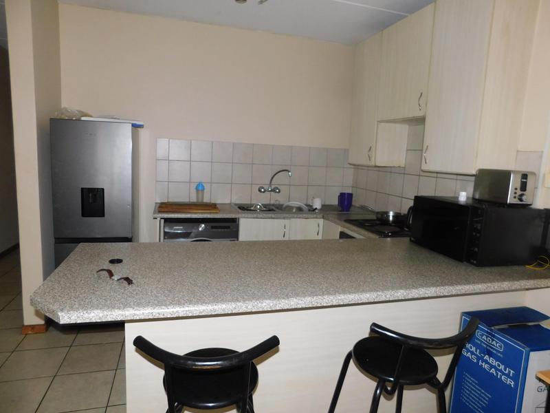 1 Bedroom Property for Sale in Grand Central Gauteng