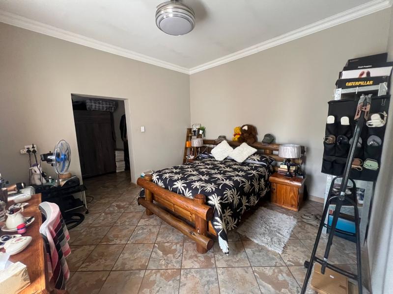 5 Bedroom Property for Sale in Pretoria North Gauteng