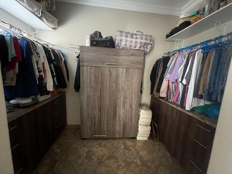 5 Bedroom Property for Sale in Pretoria North Gauteng