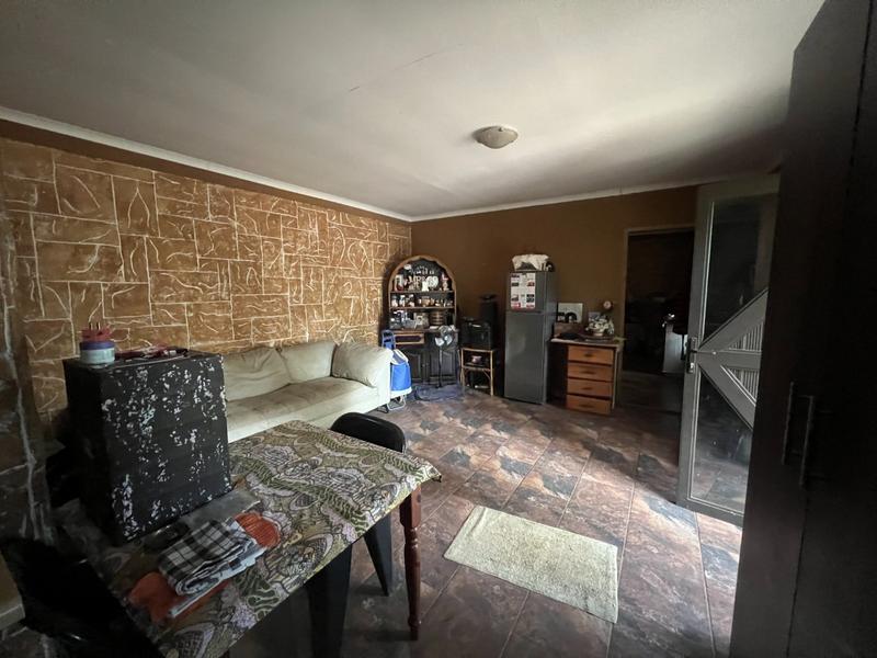 5 Bedroom Property for Sale in Pretoria North Gauteng