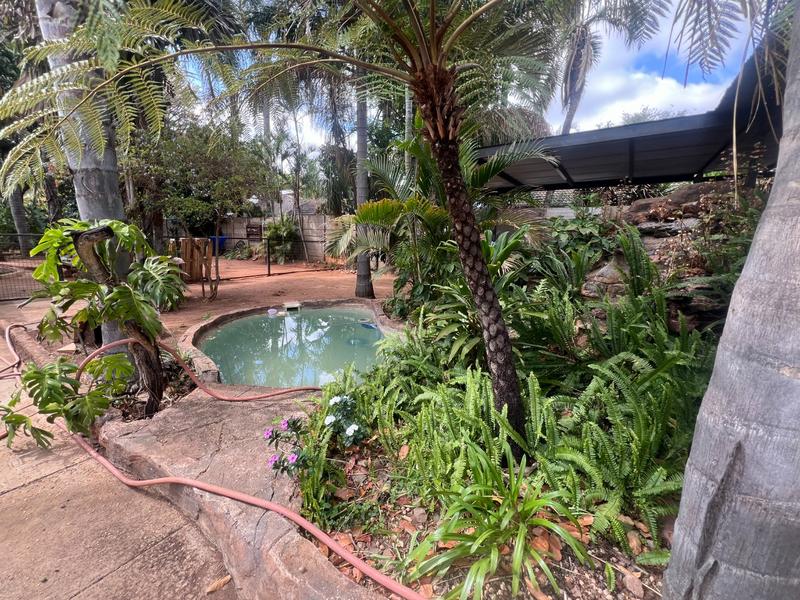 5 Bedroom Property for Sale in Pretoria North Gauteng