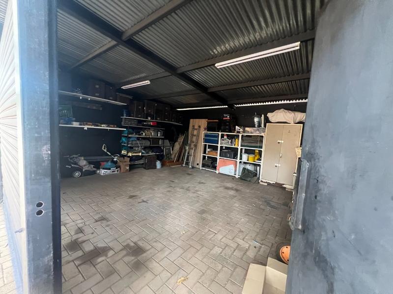 5 Bedroom Property for Sale in Pretoria North Gauteng