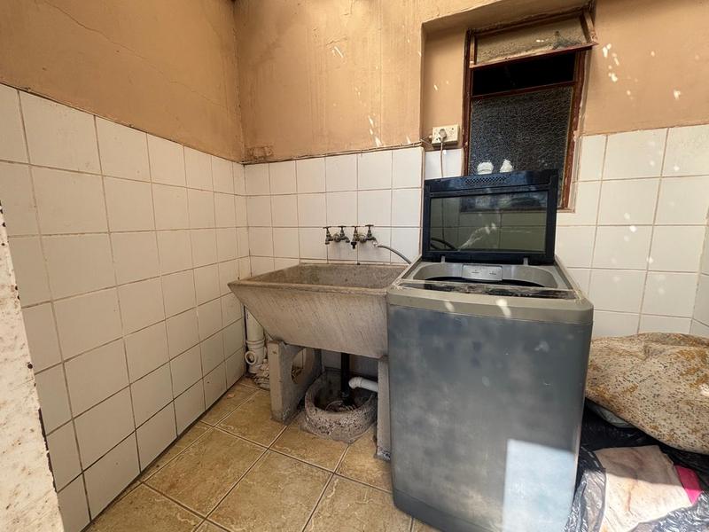 10 Bedroom Property for Sale in Hurst Hill Gauteng