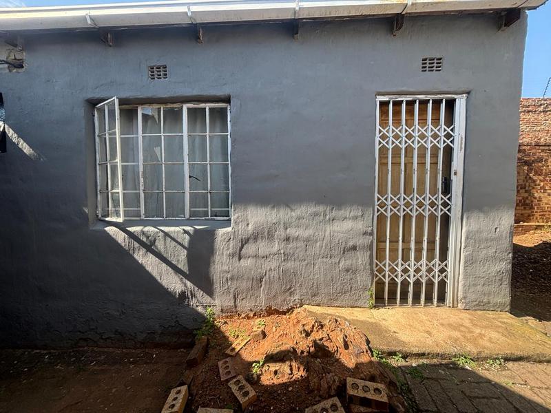 10 Bedroom Property for Sale in Hurst Hill Gauteng