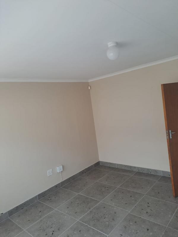 To Let 1 Bedroom Property for Rent in Primrose Gauteng