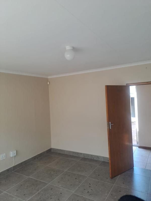 To Let 1 Bedroom Property for Rent in Primrose Gauteng