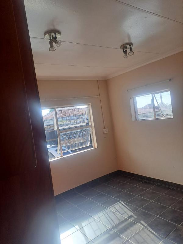 To Let 2 Bedroom Property for Rent in Primrose Gauteng
