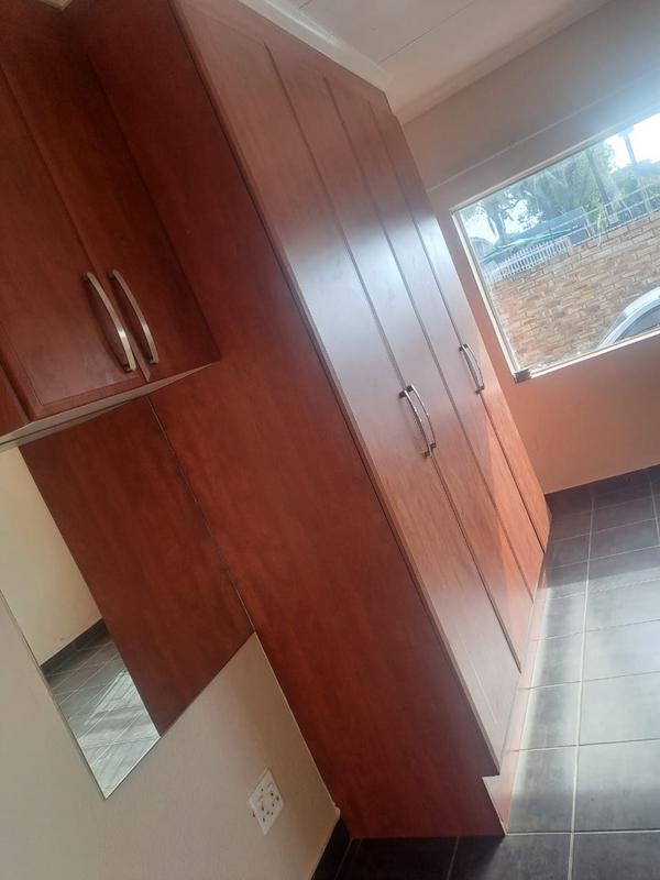 To Let 2 Bedroom Property for Rent in Primrose Gauteng