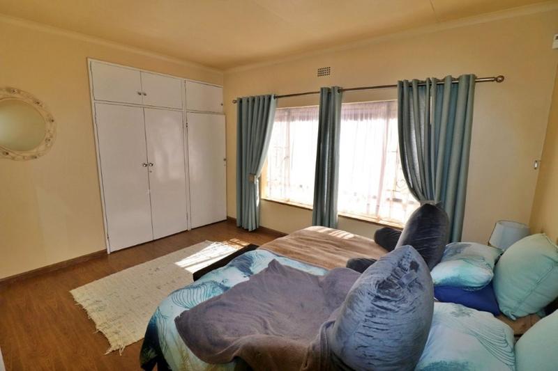 3 Bedroom Property for Sale in Symhurst Gauteng