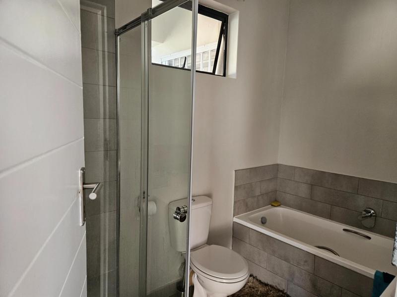 1 Bedroom Property for Sale in Shere Gauteng
