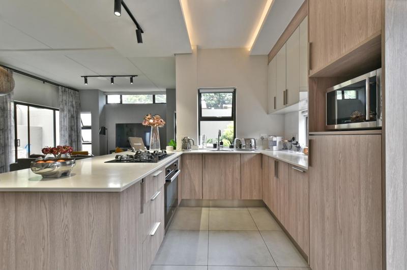 3 Bedroom Property for Sale in Ferndale Gauteng