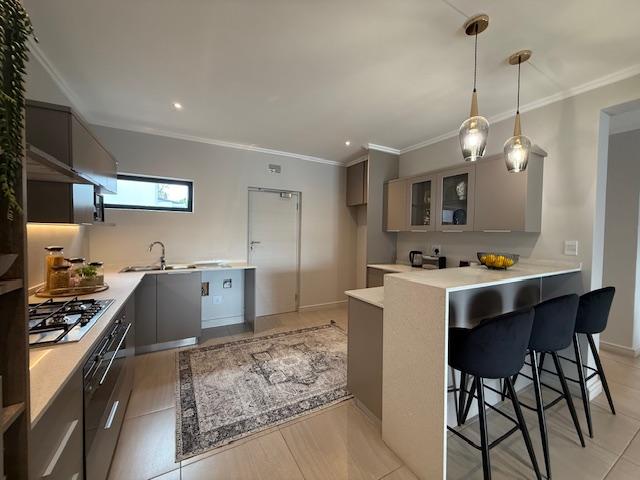 4 Bedroom Property for Sale in Morningside Gauteng