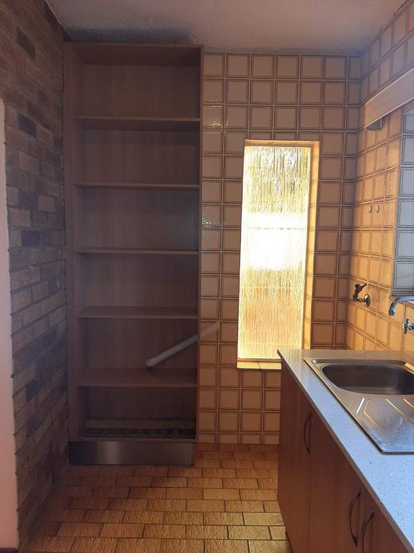 4 Bedroom Property for Sale in Eldoraigne Gauteng
