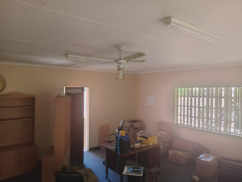 4 Bedroom Property for Sale in Eldoraigne Gauteng