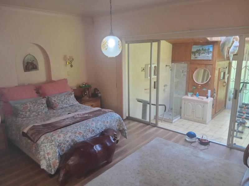 4 Bedroom Property for Sale in Eldoraigne Gauteng