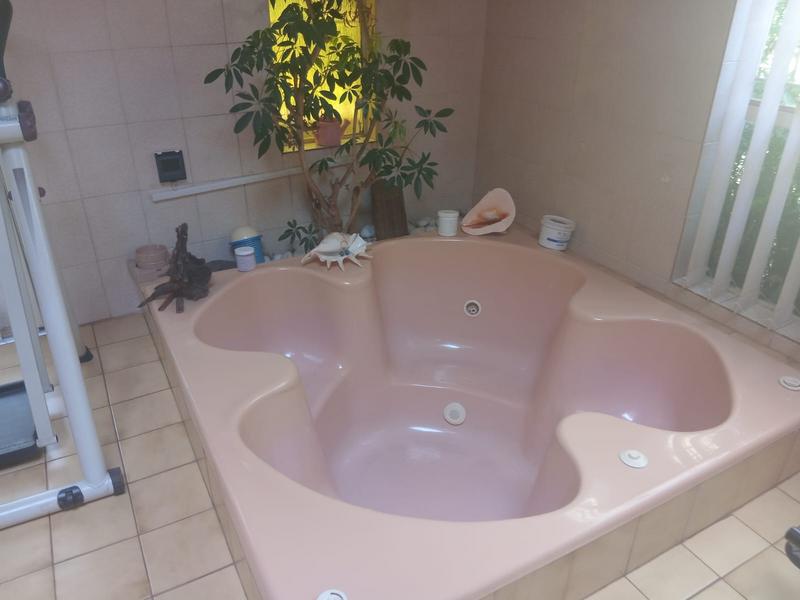 4 Bedroom Property for Sale in Eldoraigne Gauteng