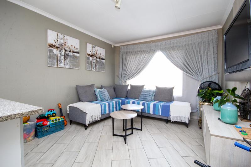 2 Bedroom Property for Sale in Thatchfield Gauteng