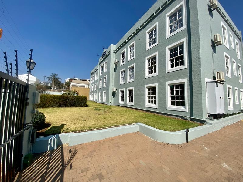 To Let 1 Bedroom Property for Rent in Sandown Gauteng
