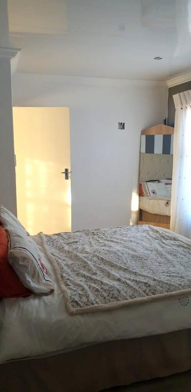 3 Bedroom Property for Sale in Protea Glen Gauteng