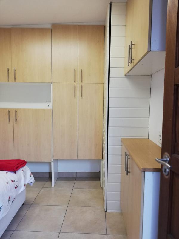 To Let 1 Bedroom Property for Rent in Wilro Park Gauteng