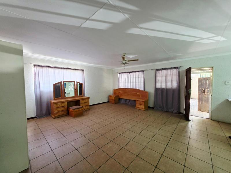 To Let 1 Bedroom Property for Rent in Norkem Park Gauteng