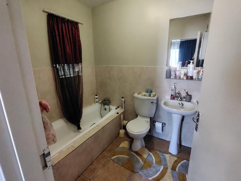 To Let 2 Bedroom Property for Rent in Clubview Gauteng