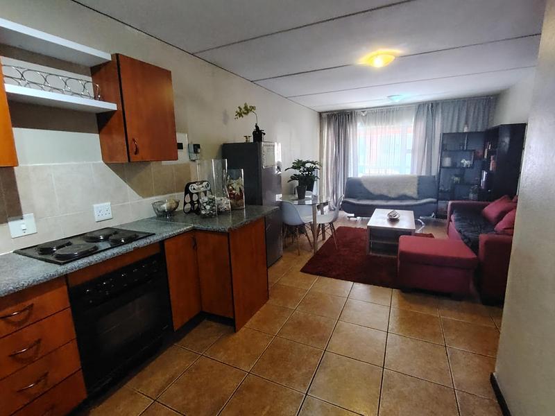 To Let 2 Bedroom Property for Rent in Clubview Gauteng