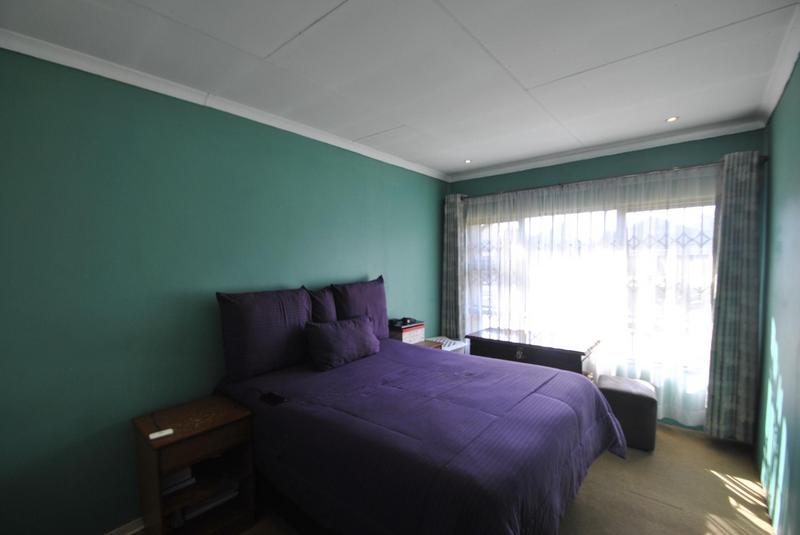 4 Bedroom Property for Sale in Groeneweide Gauteng