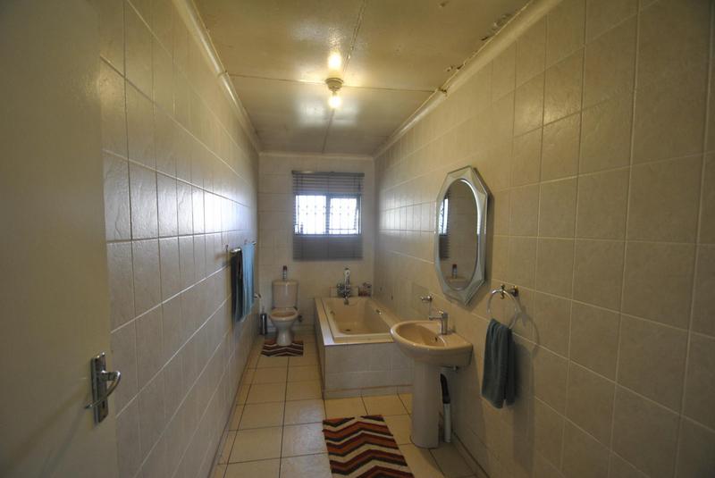 4 Bedroom Property for Sale in Groeneweide Gauteng