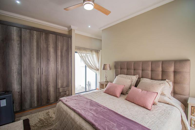 4 Bedroom Property for Sale in Midstream Ridge Gauteng